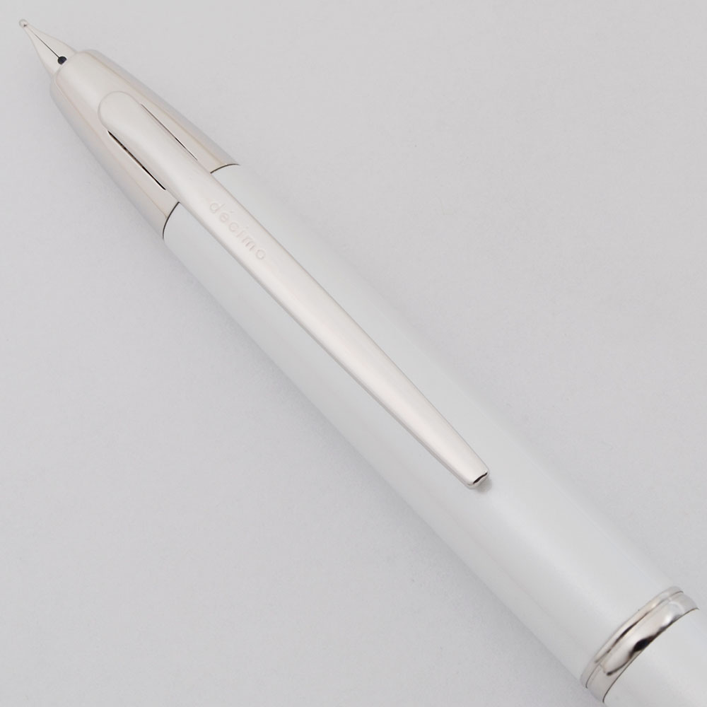 #251 オーバーホール済み 万年筆 PILOT Silver 18k Pilot Decimo Vanishing Point - Pearl White w Silver Trim, 18k